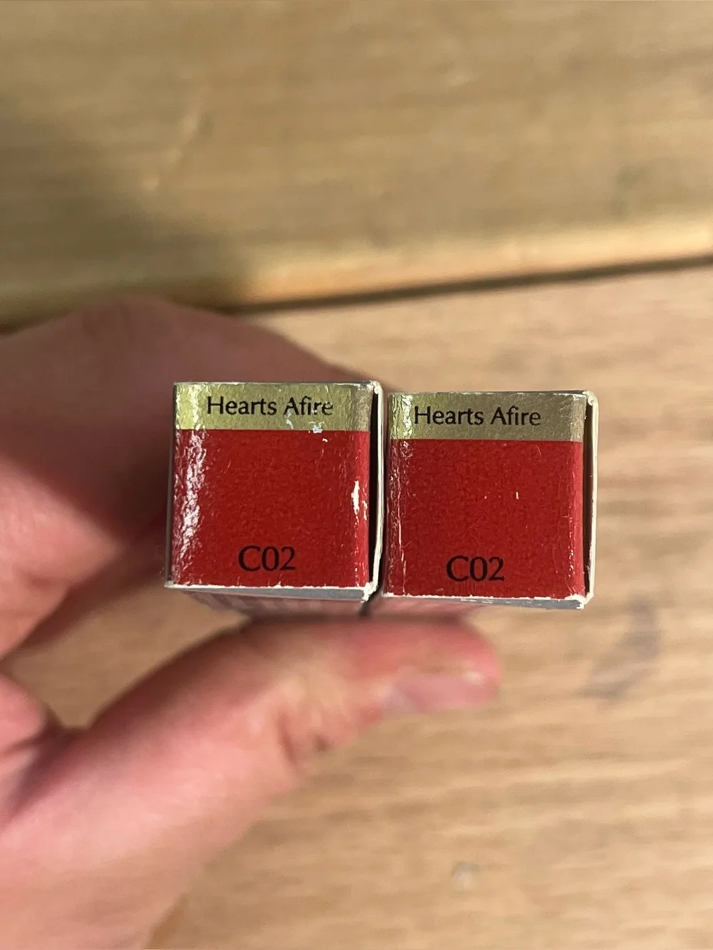 L'Oreal Colour Endure Stay-On Lipcolour - C02 Hearts Afire (2 Stick Bundle).